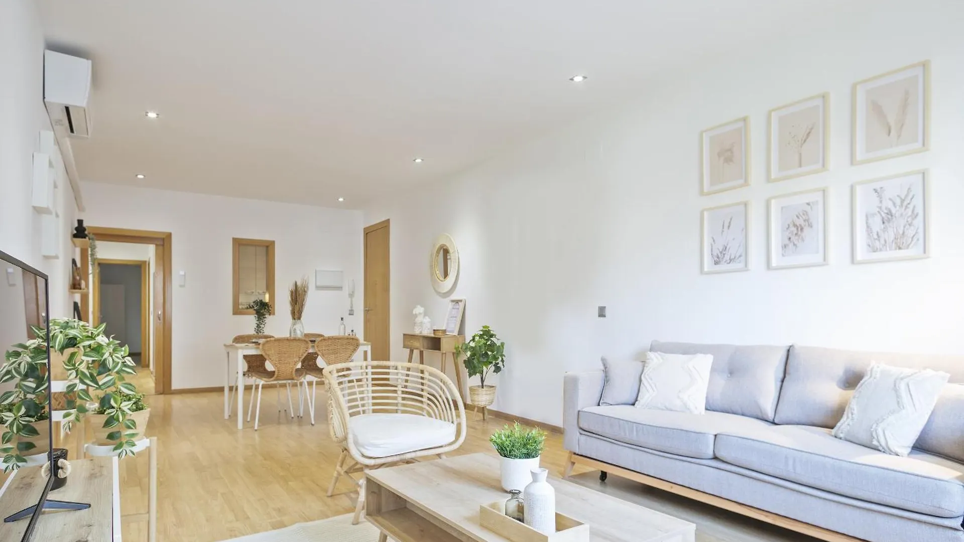 Ola Living Consell De Cent Apartment Barcelona 0*,  Spain