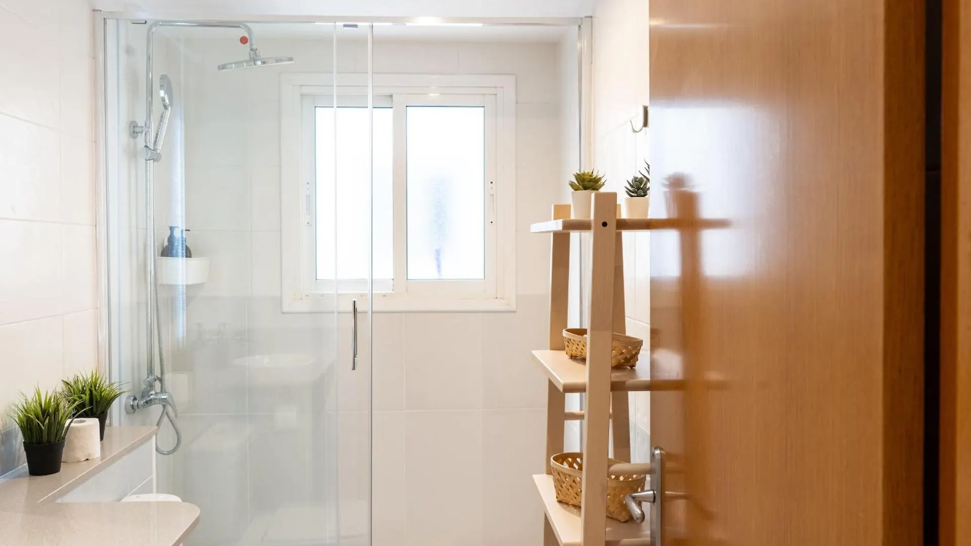 Ola Living Consell De Cent Apartment Barcelona